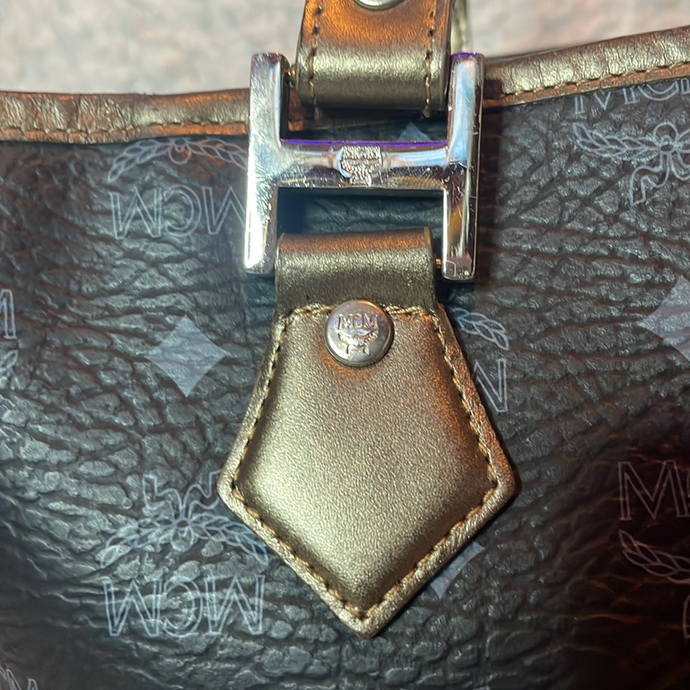 MCM Visetos Monogram Princess Lion Snakeskin Stripe Shoulder Bag Tote in Black - Picture 10 of 17